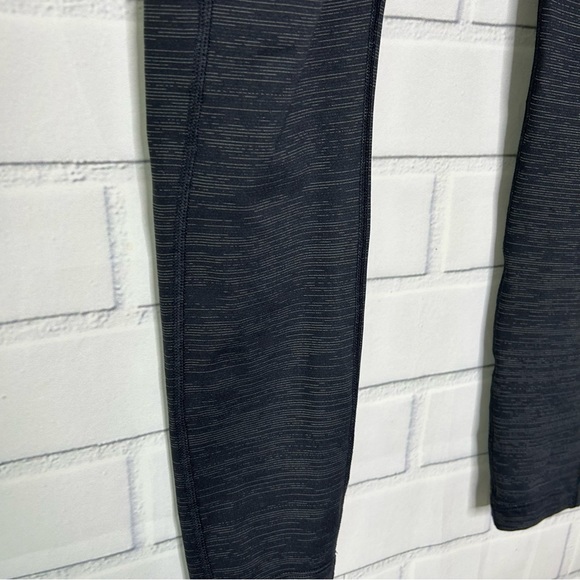 Outdoor Voices TechSweat Core Leggings in space dye Grey size small - Picture 8 of 8